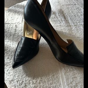 KARL LAGERFELD BLACK LEATHER PUMPS SIZE 10 MEDIUM